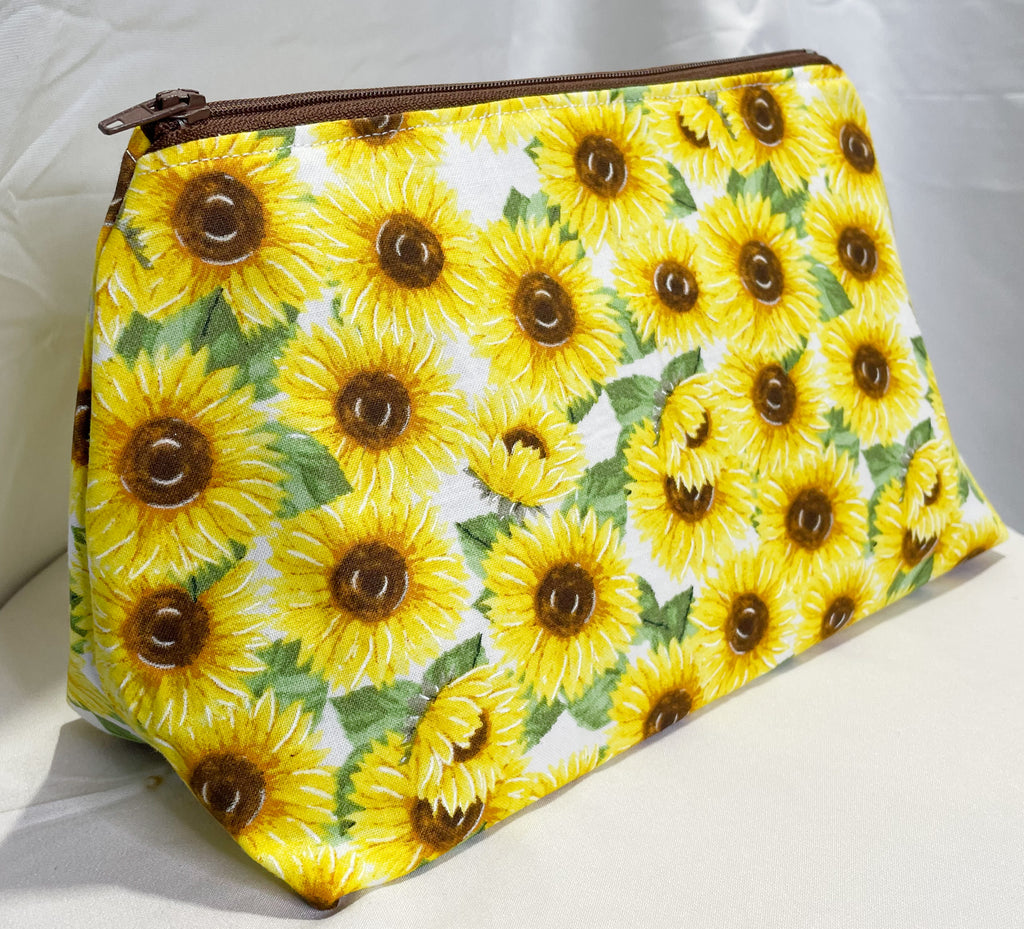 Sunflower with red and plaid lining Beauty Bag