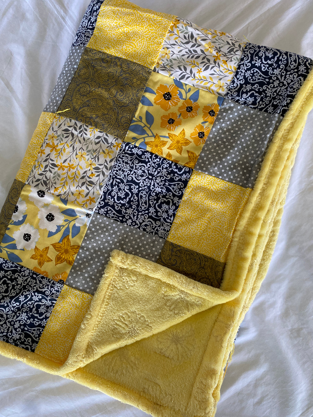 Golden Happiness Quilt